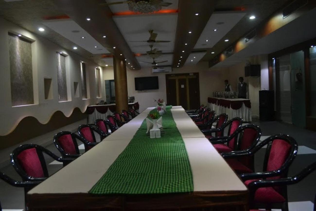 Hotel Vinayak Palace Bilāspur Εξωτερικό φωτογραφία