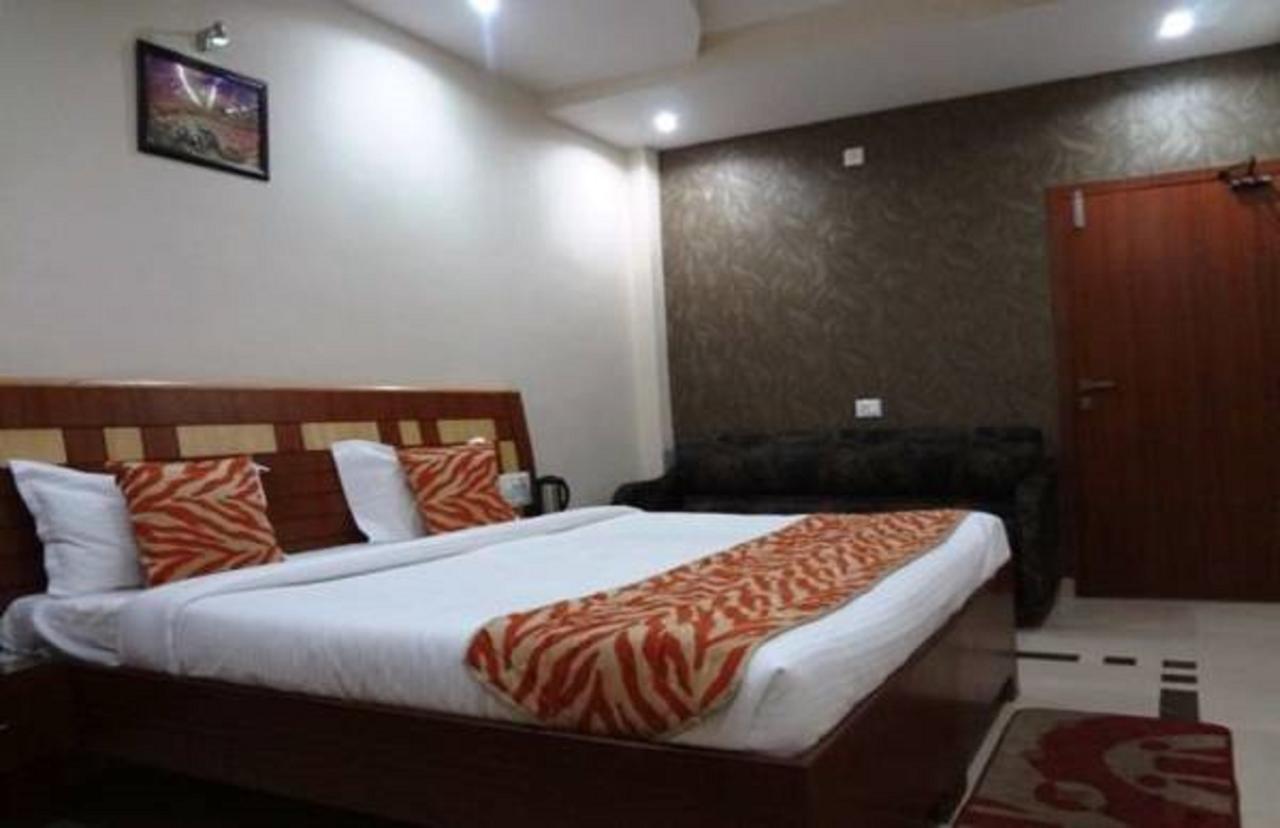 Hotel Vinayak Palace Bilāspur Εξωτερικό φωτογραφία