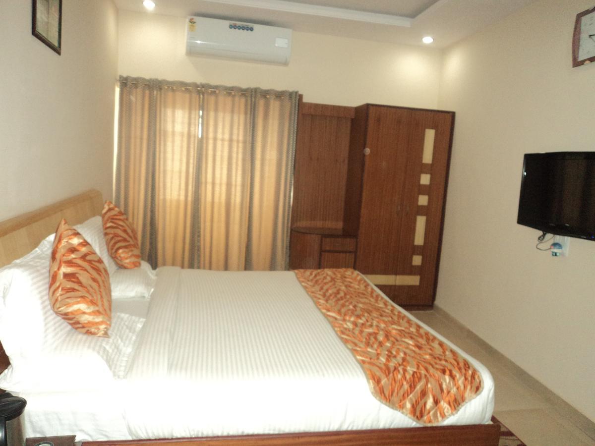 Hotel Vinayak Palace Bilāspur Εξωτερικό φωτογραφία