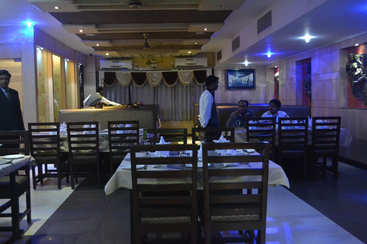 Hotel Vinayak Palace Bilāspur Εξωτερικό φωτογραφία