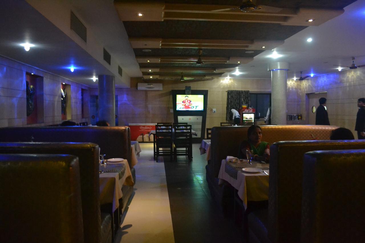 Hotel Vinayak Palace Bilāspur Εξωτερικό φωτογραφία